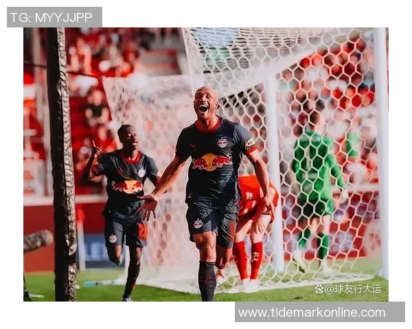 红牛萨尔斯堡与法兰克福全场比赛深度分析与战术解析